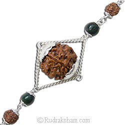 4 Mukhi Rudraksha and Black Agate Silver Bracelet | Four Mukhi Rudraksha Beads Silver Bracelet | Char Mukhi Rudraksha & Hakik Beads wrist Bracelet with Silver Caps