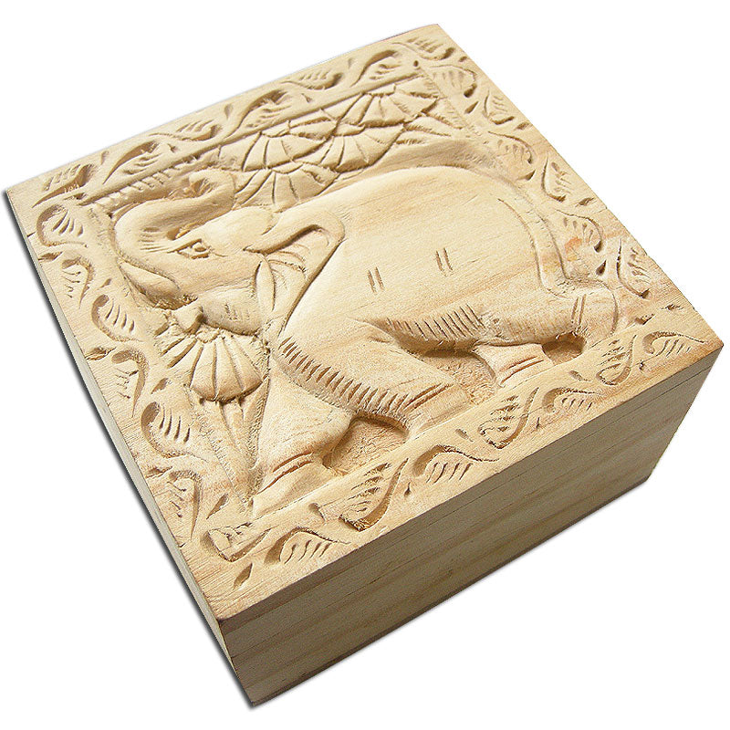 (16-20mm) 5 Mukhi Rudraksha Beads Mala Bracelet | Carved Wooden Box Included with Five Faced Thread Bracelet 