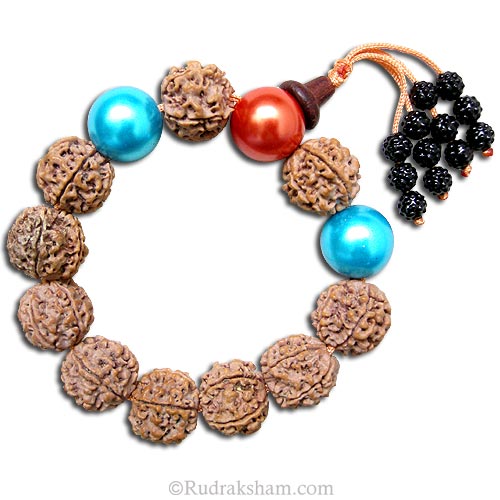 5 Mukhi Rudraksha Beads Thread Bracelet with Red Sandalwood Sumeru 